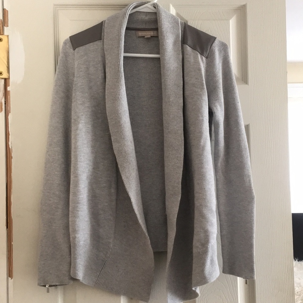 🍌 Banana Republic Grey Top, Size XS